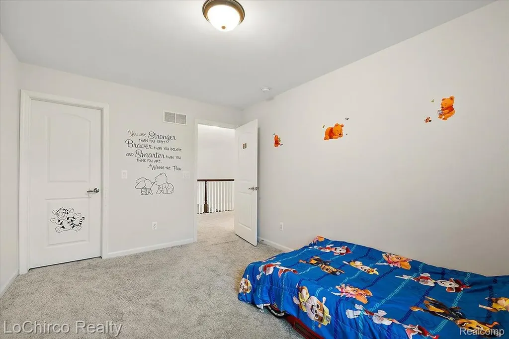 43722 Bolingbrooke Lane Novi City MI 48377