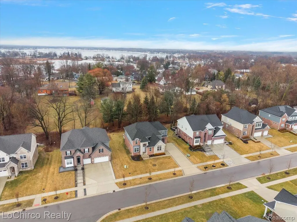 43722 Bolingbrooke Lane Novi City MI 48377