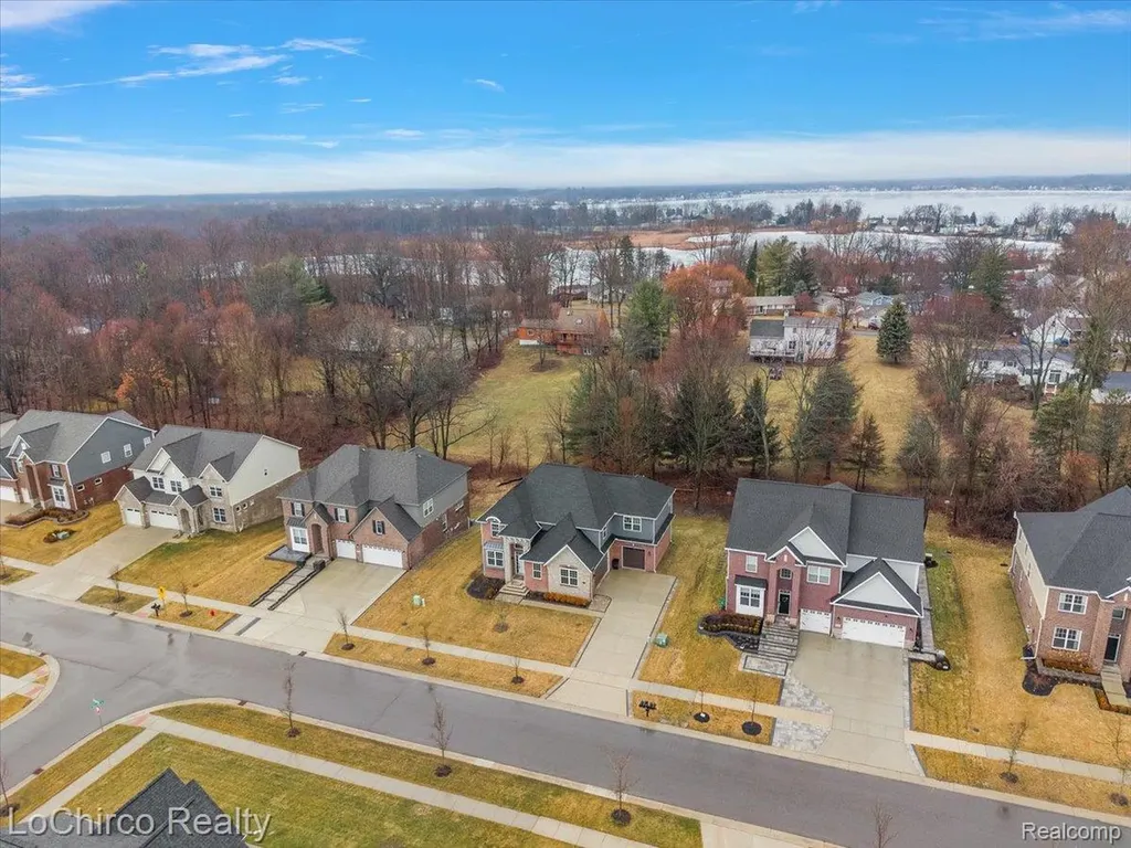 43722 Bolingbrooke Lane Novi City MI 48377