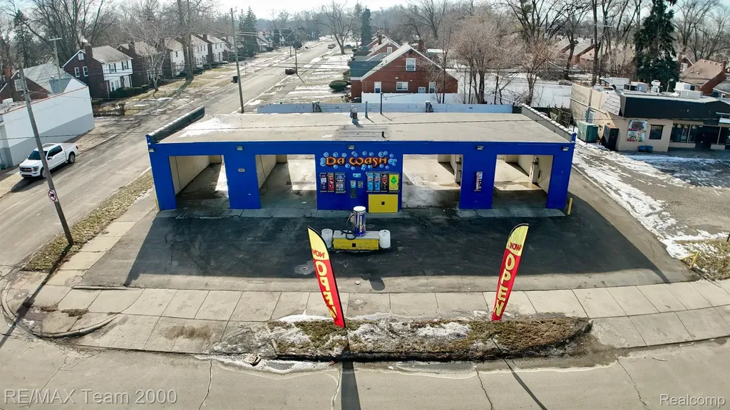 19501 Plymouth Road Detroit City MI 48228