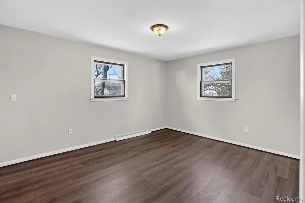 2300 S Lincoln Bay City City MI 48708