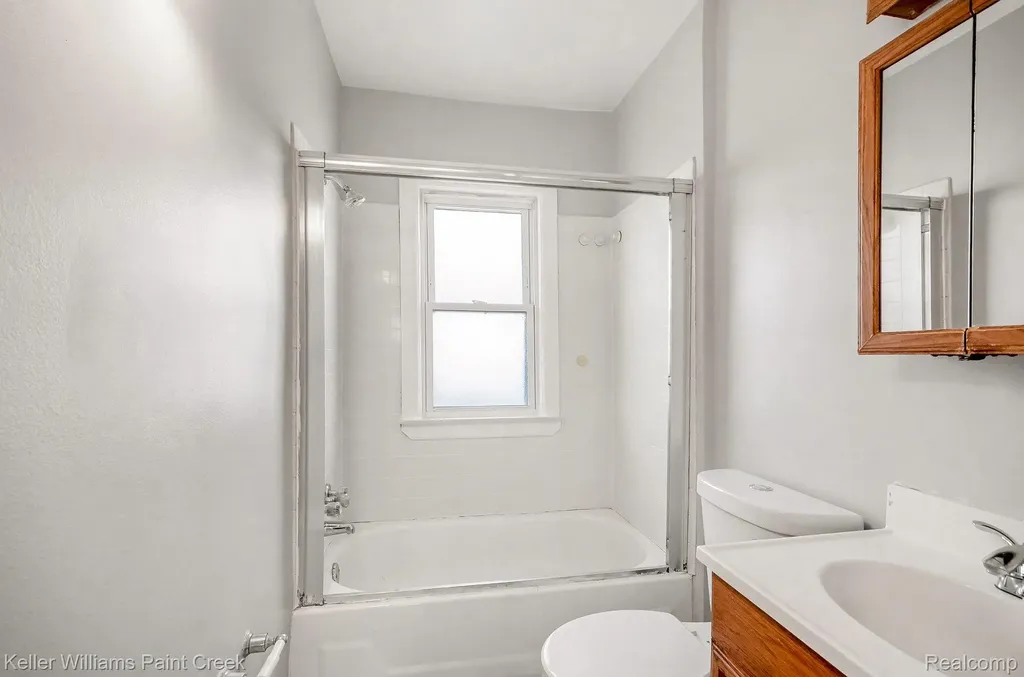 26737 Brush Street Madison Heights City MI 48071