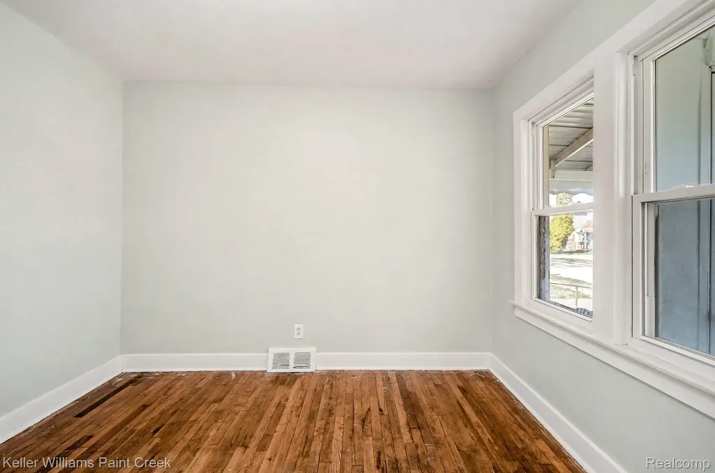 26737 Brush Street Madison Heights City MI 48071