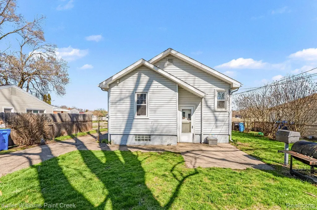 26737 Brush Street Madison Heights City MI 48071