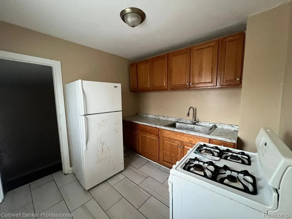 8080 Penrod Street Detroit City MI 48228