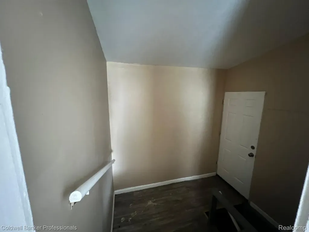 8080 Penrod Street Detroit City MI 48228