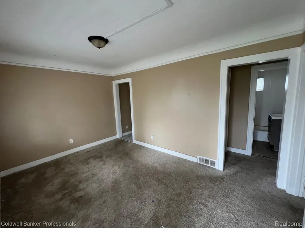 8080 Penrod Street Detroit City MI 48228
