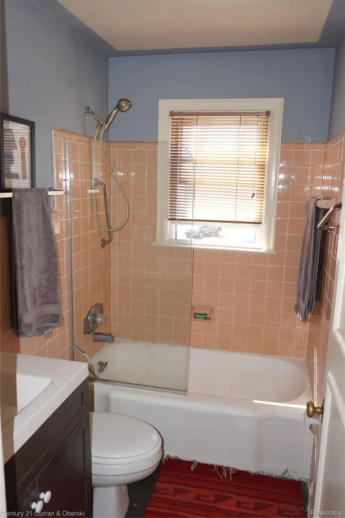 22673 Garrison Street Dearborn City MI 48124