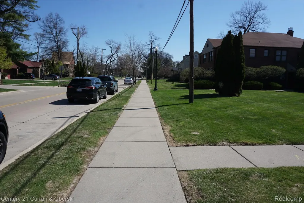 22673 Garrison Street Dearborn City MI 48124
