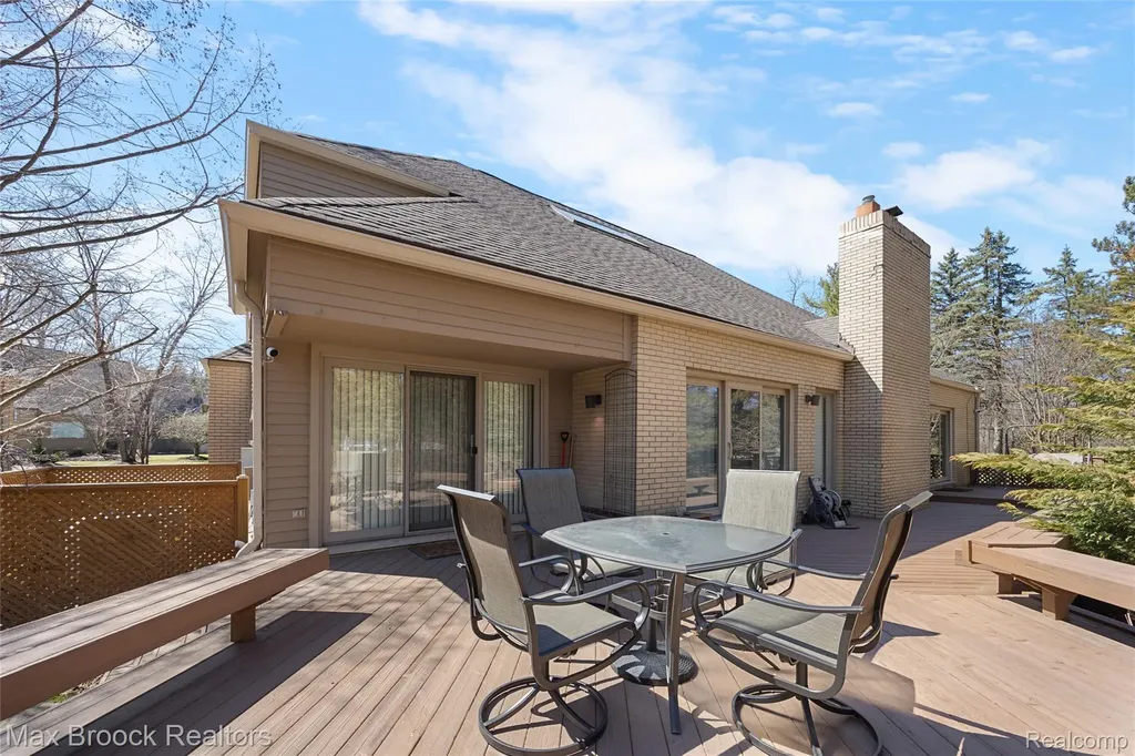 1603 Franklin Hills Drive Bloomfield Hills City MI 48302