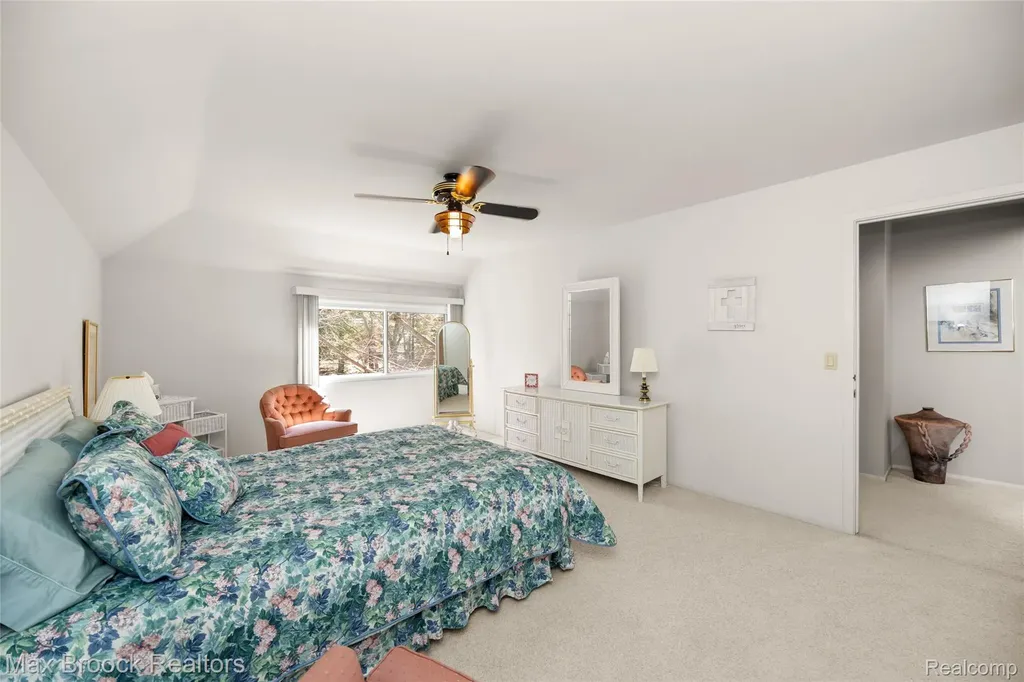 1603 Franklin Hills Drive Bloomfield Hills City MI 48302