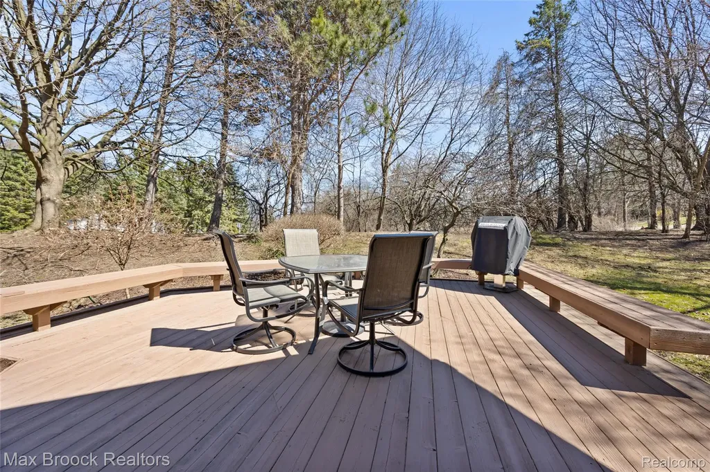 1603 Franklin Hills Drive Bloomfield Hills City MI 48302