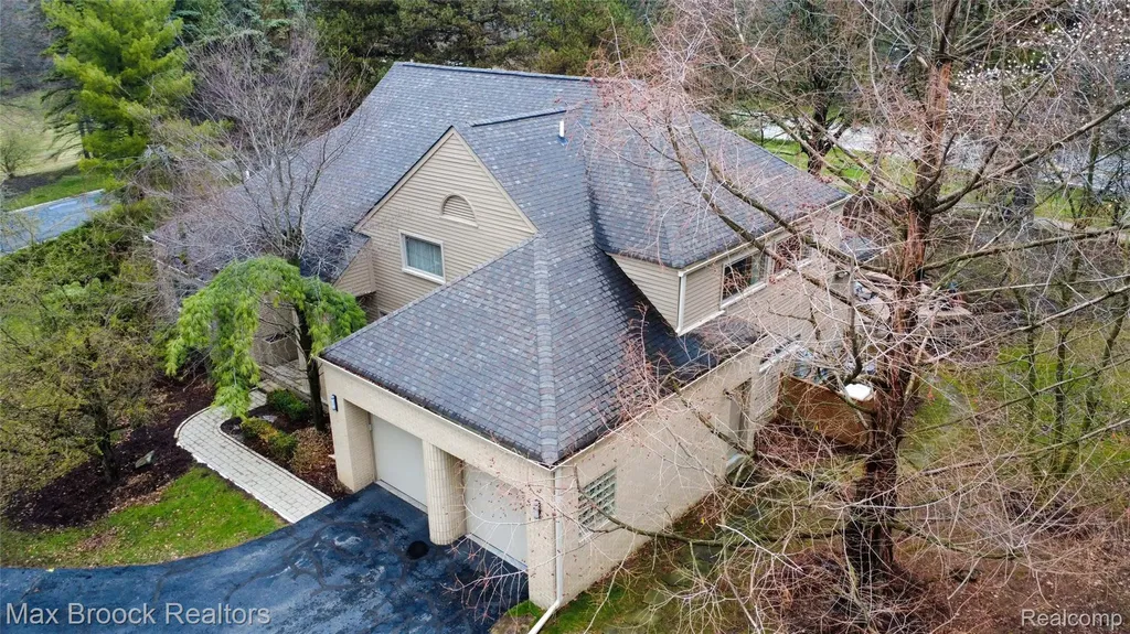 1603 Franklin Hills Drive Bloomfield Hills City MI 48302