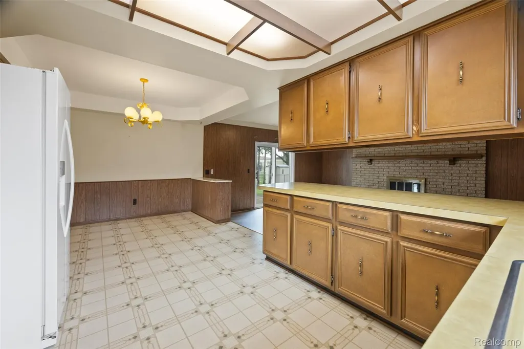 36825 Eton Court Sterling Heights City MI 48310