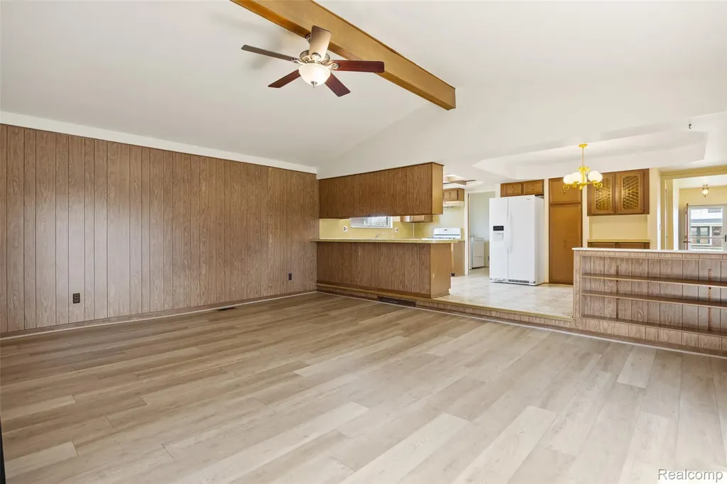 36825 Eton Court Sterling Heights City MI 48310