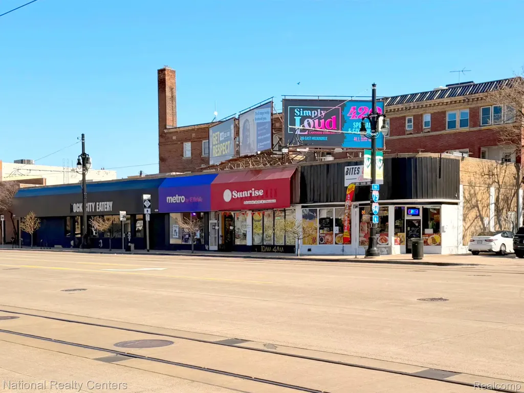 4200 Woodward Avenue Detroit City MI 48201
