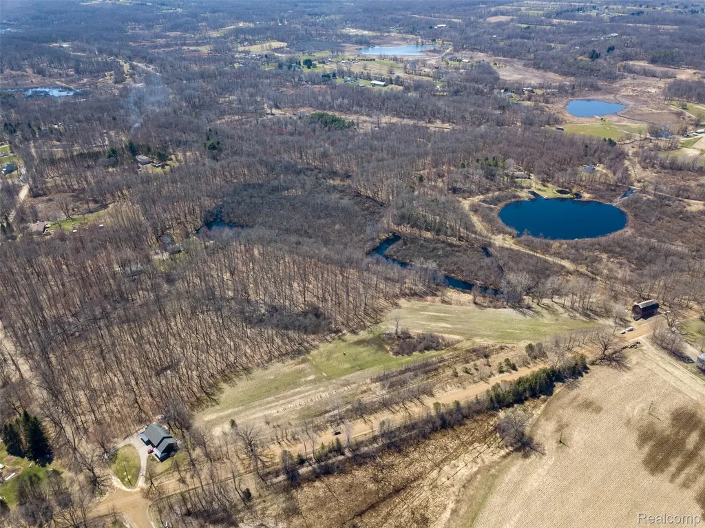 825 W Rose Center Road Holly Township MI 48442