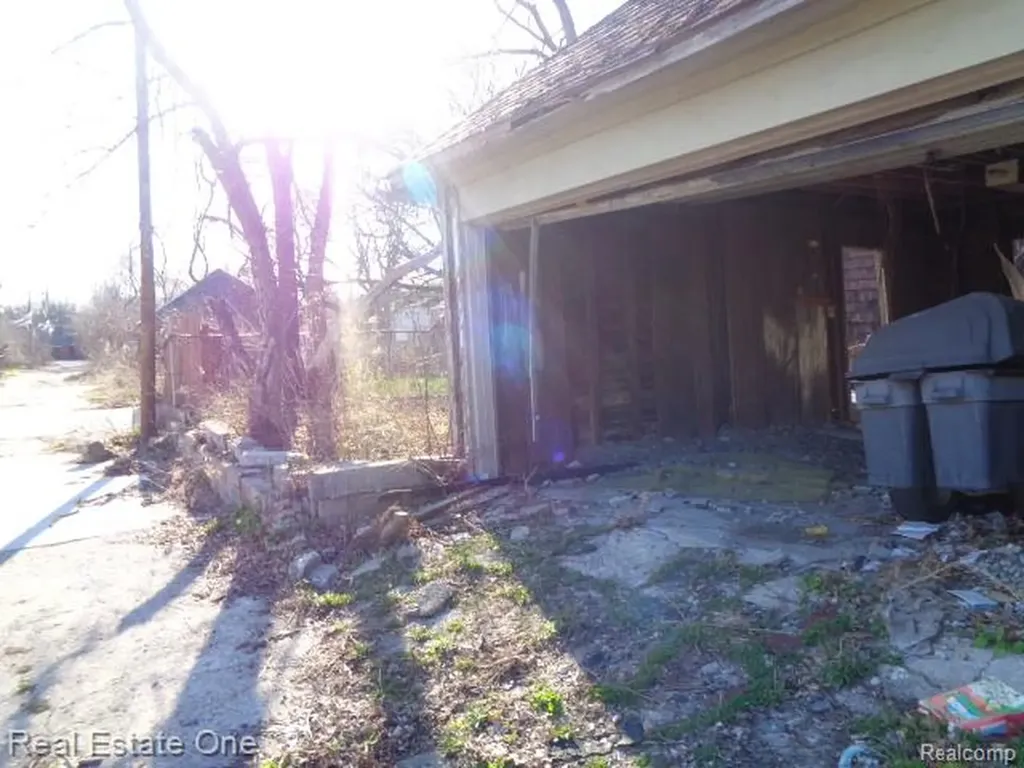 7465 14th Street Detroit City MI 48206