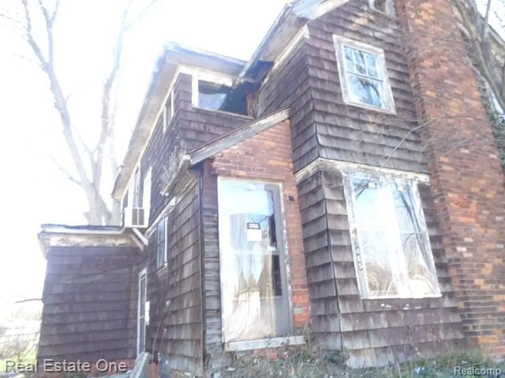 7465 14th Street Detroit City MI 48206