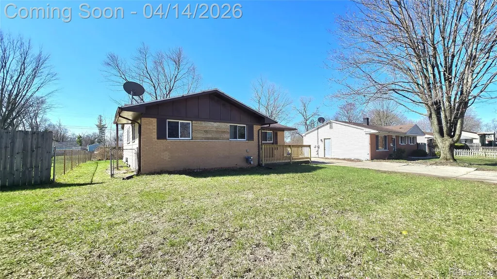 3109 Risdale Avenue Lansing City MI 48911