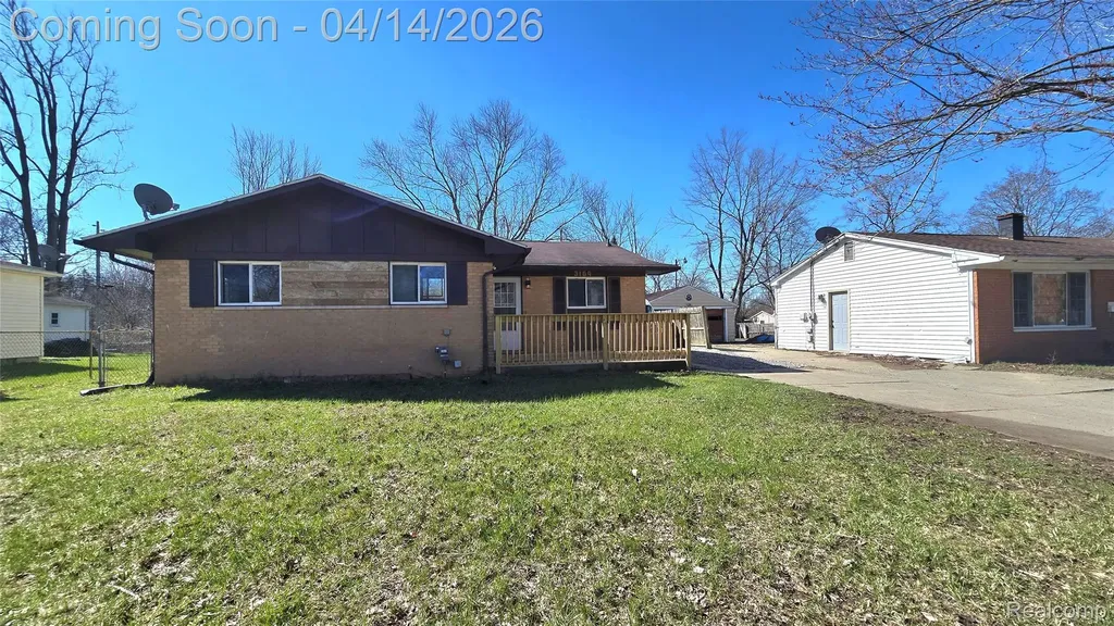 3109 Risdale Avenue Lansing City MI 48911