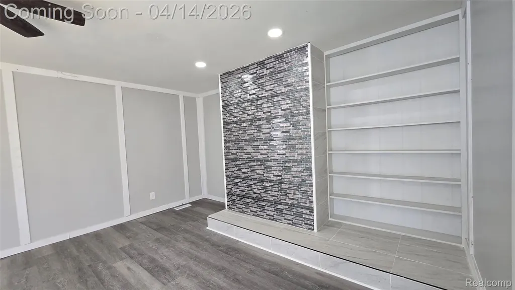 3109 Risdale Avenue Lansing City MI 48911