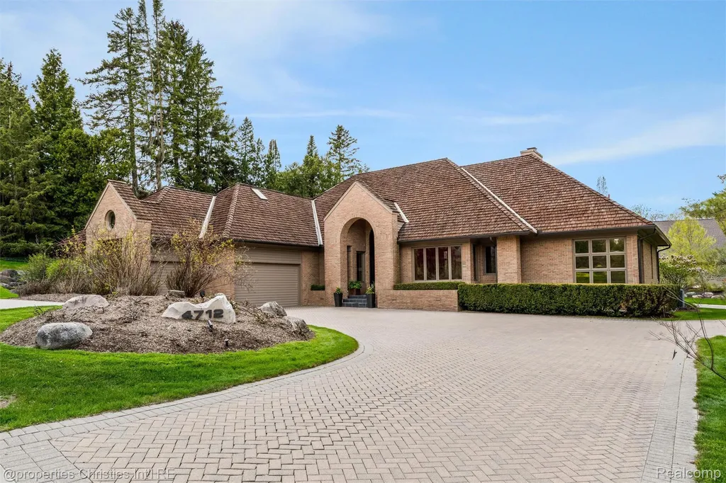 4712 Buckby Cross Bloomfield Hills City MI 48302