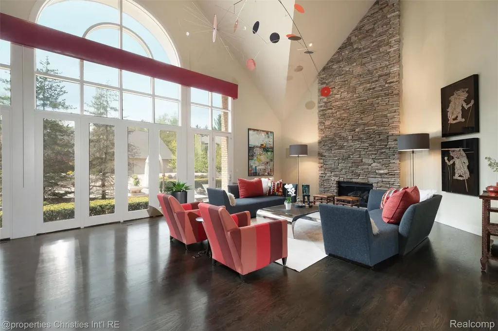 4712 Buckby Cross Bloomfield Hills City MI 48302