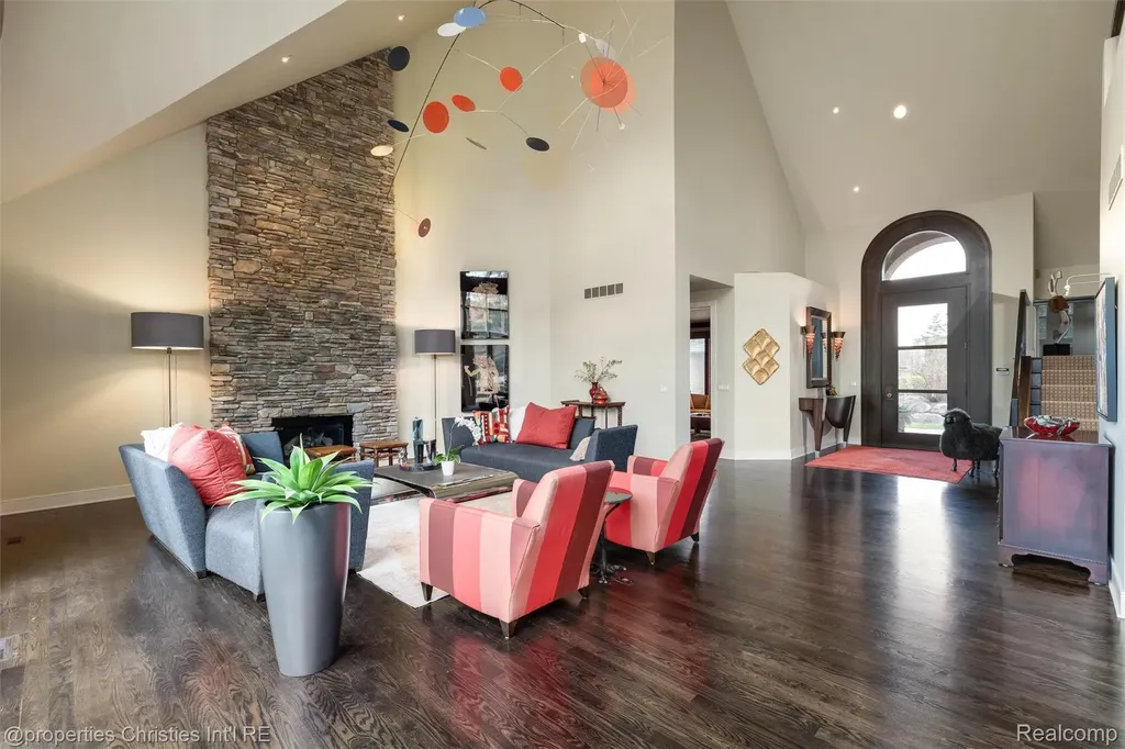 4712 Buckby Cross Bloomfield Hills City MI 48302