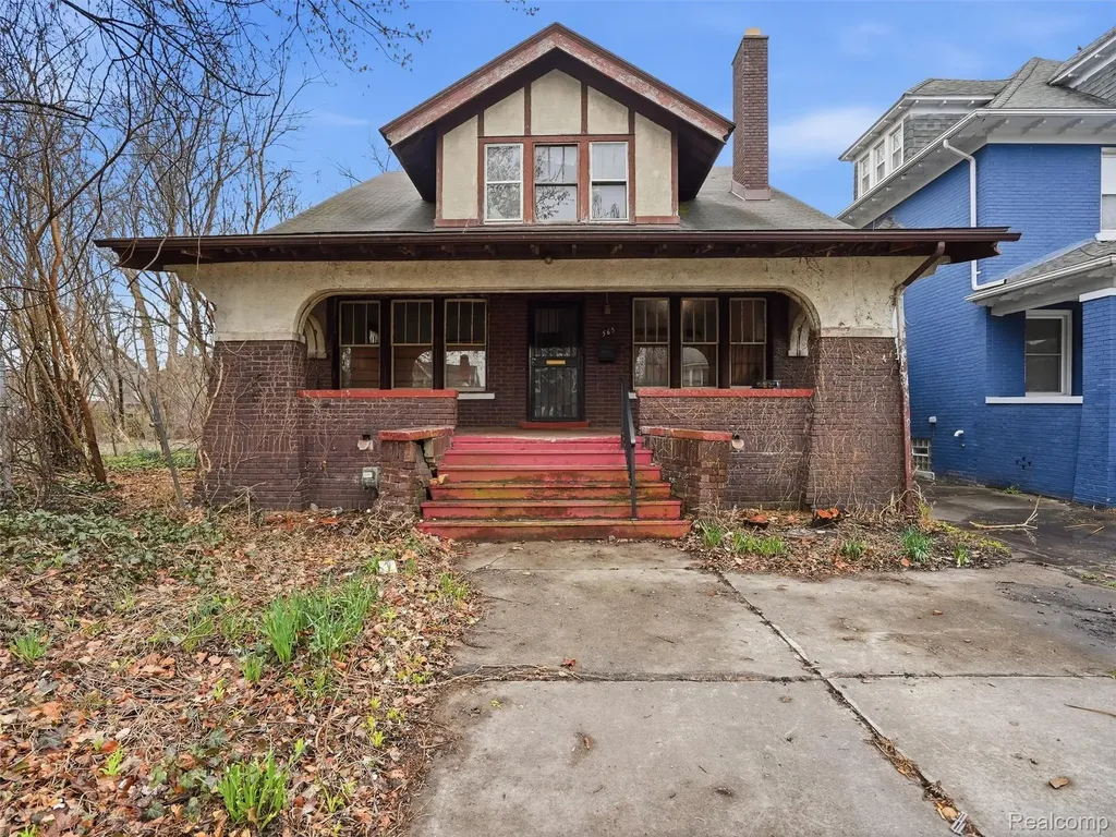 563 Chalmers Street Detroit City MI 48215