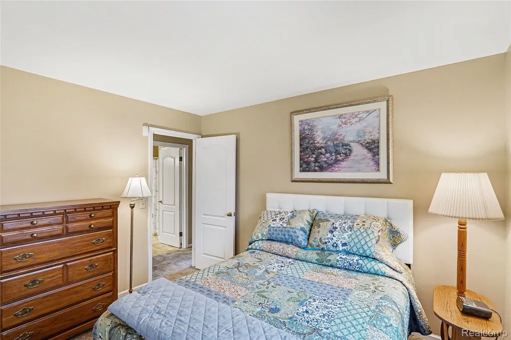 11676 Hawthorne Glen Drive Grand Blanc City MI 48439