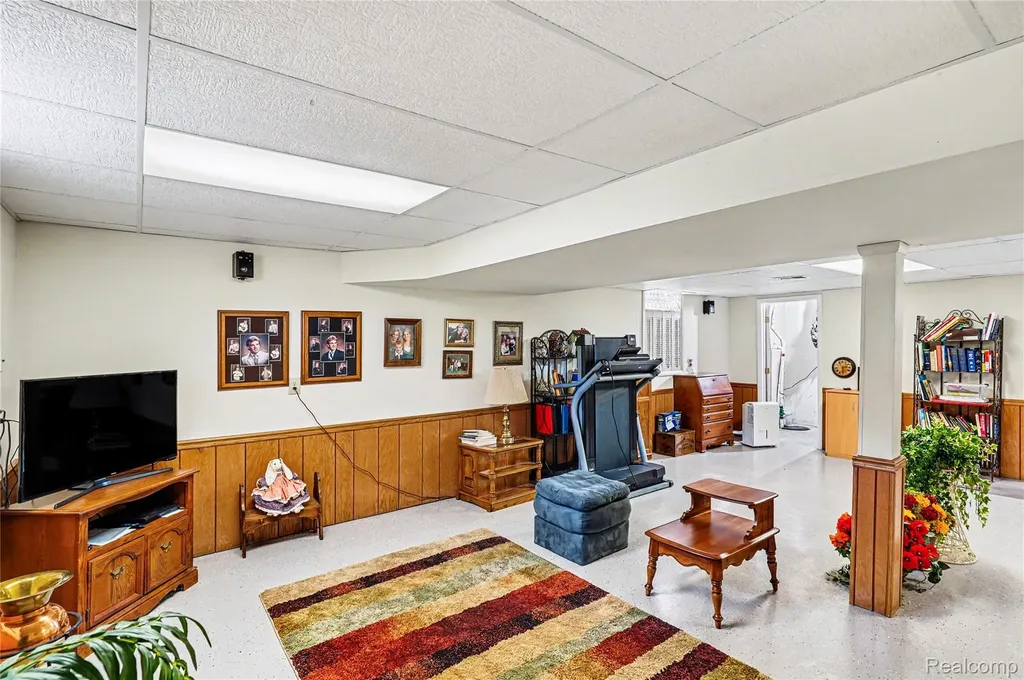 11676 Hawthorne Glen Drive Grand Blanc City MI 48439