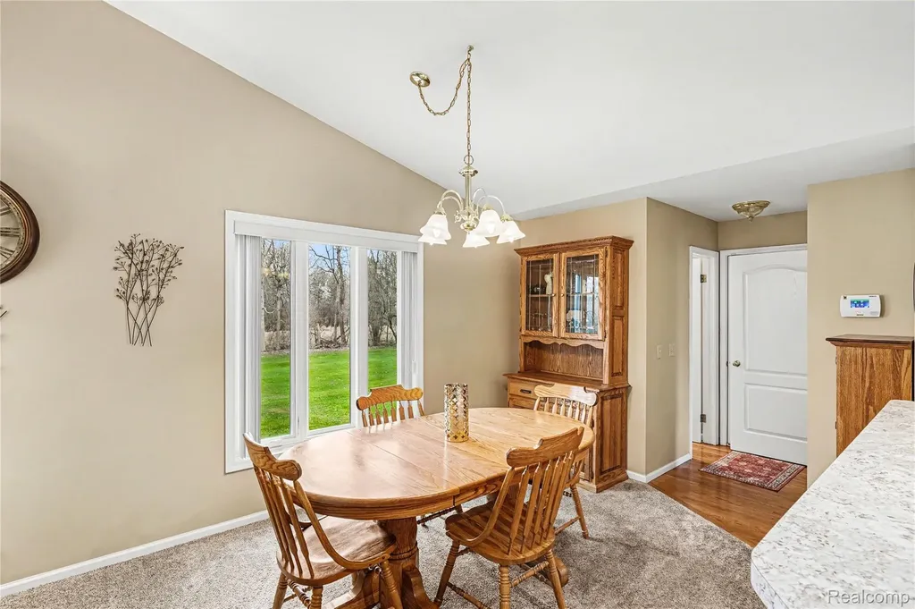 11676 Hawthorne Glen Drive Grand Blanc City MI 48439