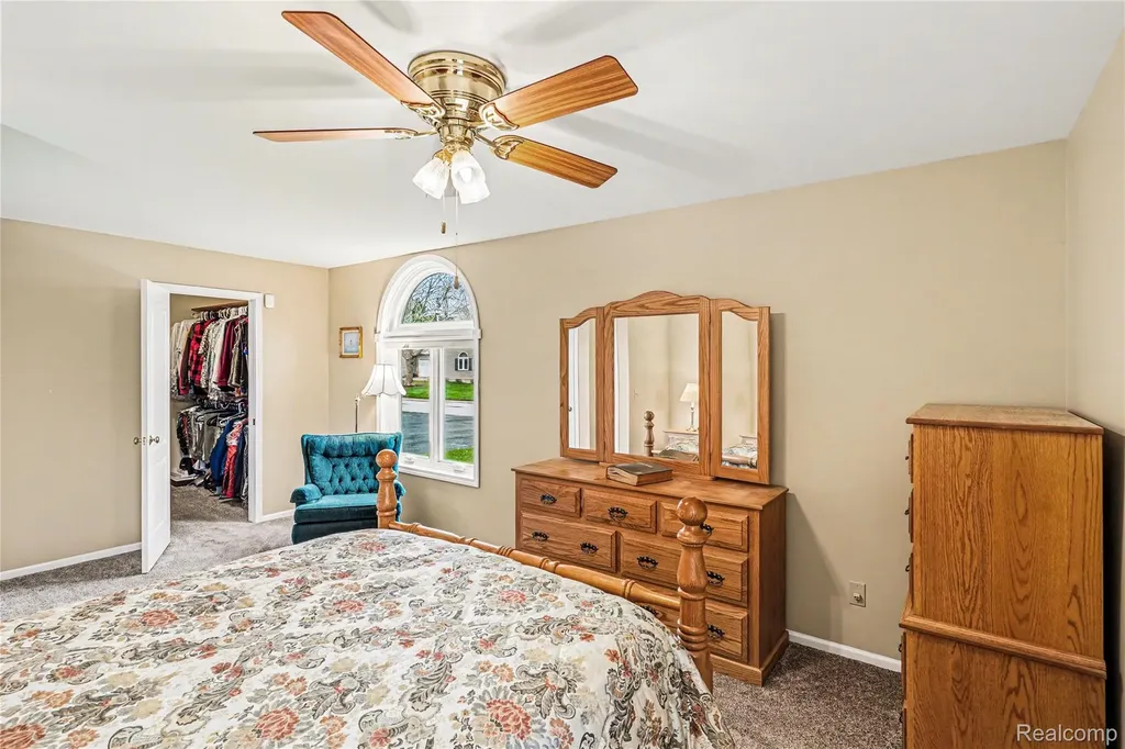 11676 Hawthorne Glen Drive Grand Blanc City MI 48439