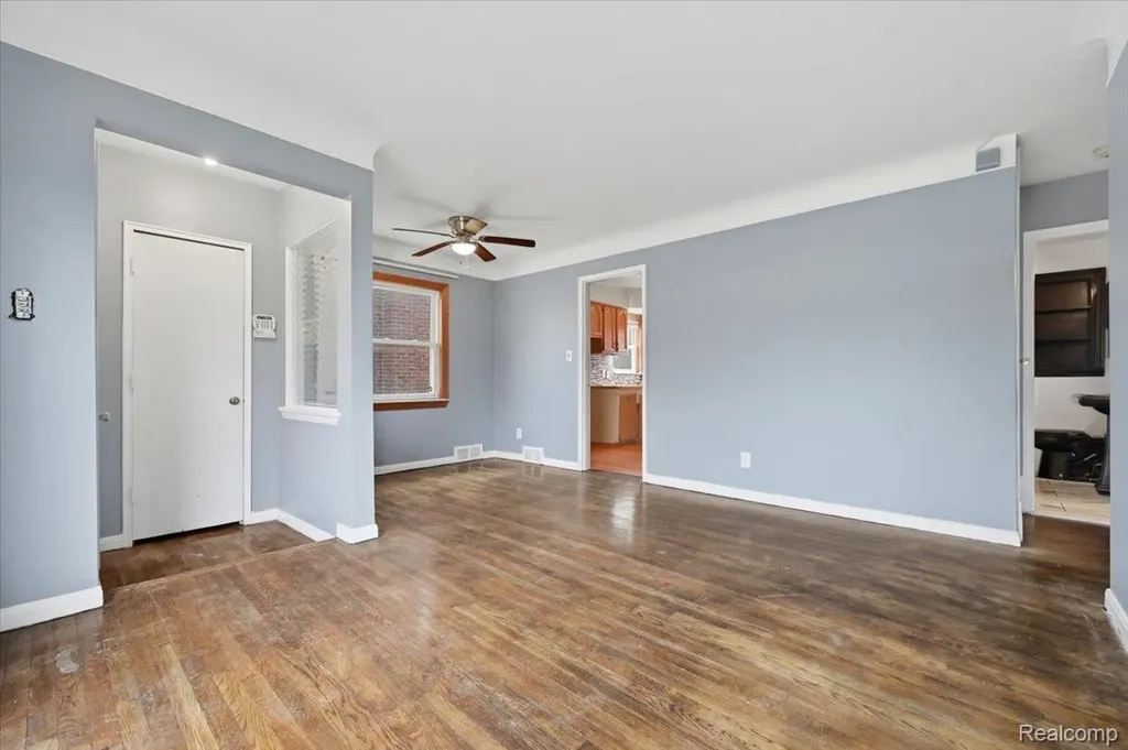9193 Rutherford Street Detroit City MI 48228