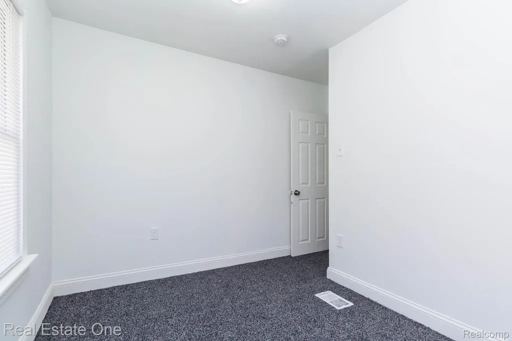 18666 Carrie Street Detroit City MI 48234