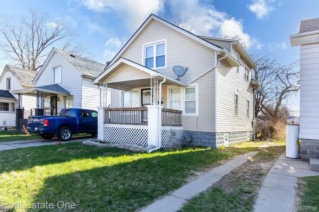 18666 Carrie Street Detroit City MI 48234