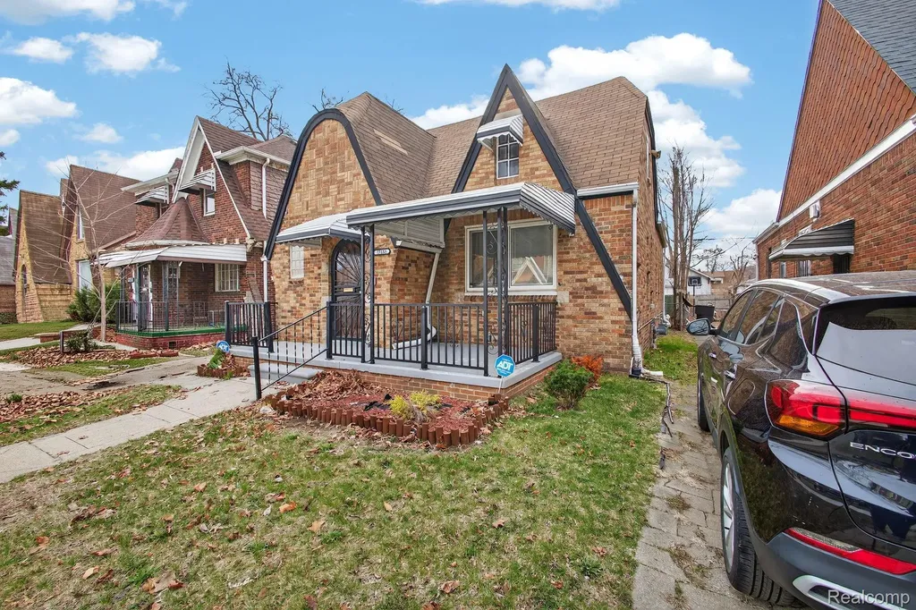 17183 Washburn Street Detroit City MI 48221
