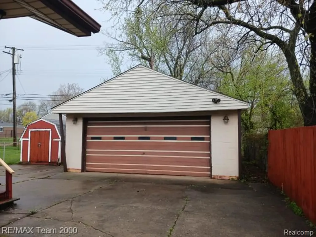 26120 Princeton Street Inkster City MI 48141