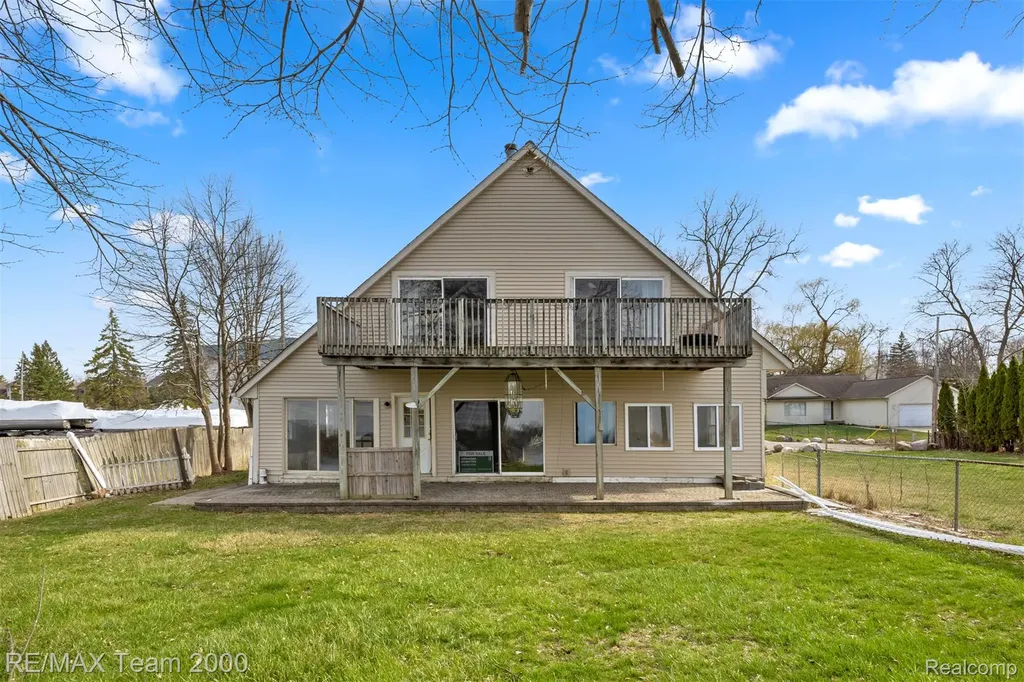 4390 Cass Elizabeth Road Waterford Charter Township MI 48328