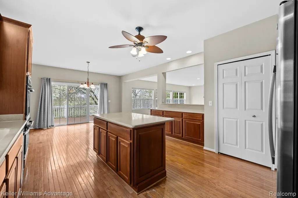 4100 Norwich Court Oakland Charter Township MI 48306