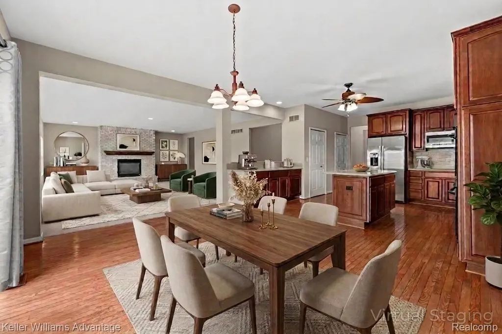 4100 Norwich Court Oakland Charter Township MI 48306