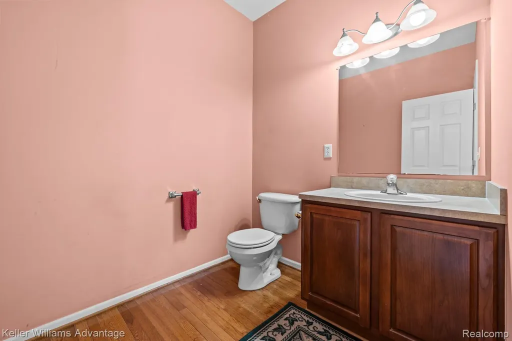 4100 Norwich Court Oakland Charter Township MI 48306