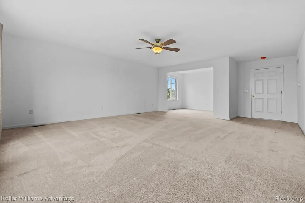 4100 Norwich Court Oakland Charter Township MI 48306