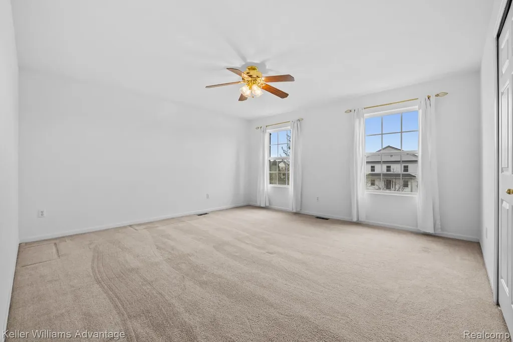 4100 Norwich Court Oakland Charter Township MI 48306