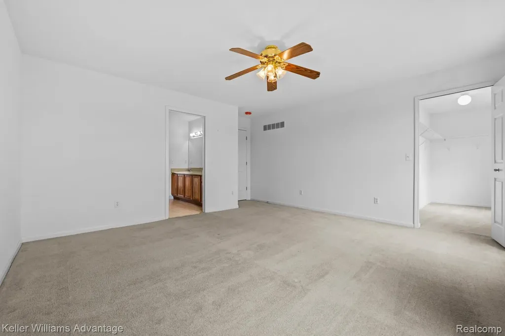 4100 Norwich Court Oakland Charter Township MI 48306