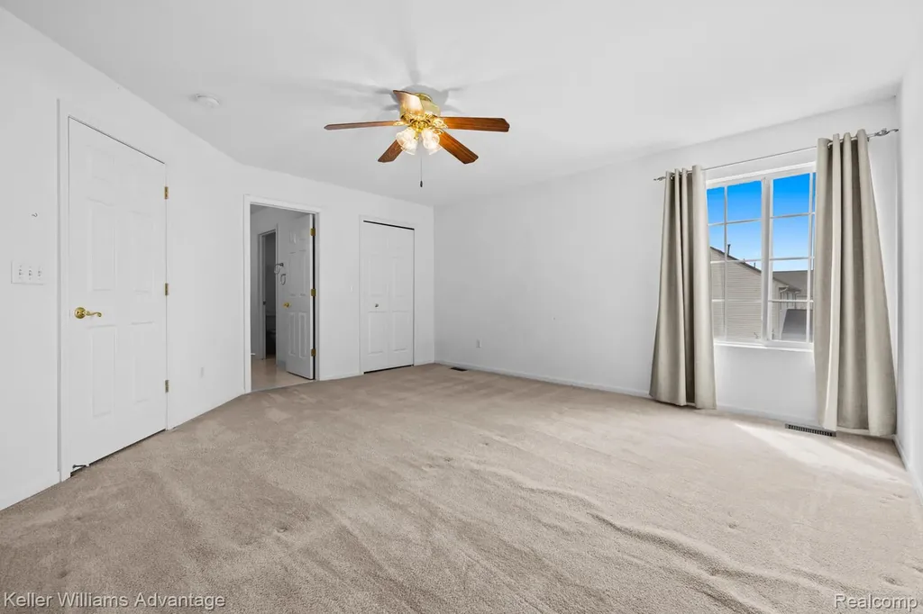 4100 Norwich Court Oakland Charter Township MI 48306