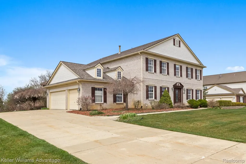 4100 Norwich Court Oakland Charter Township MI 48306