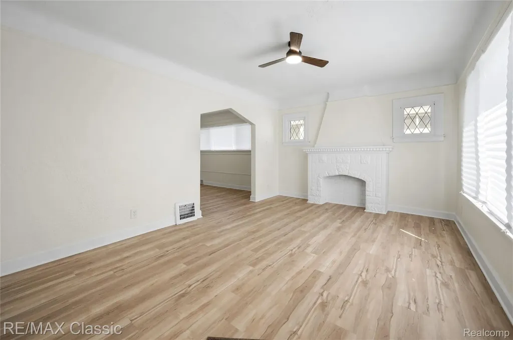 7239 Barrie Street Dearborn City MI 48126
