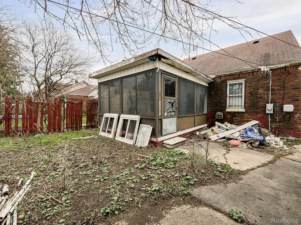 13551 Penrod Street Detroit City MI 48223